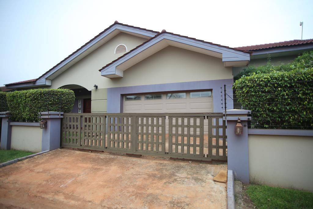 Akmary Guest House Ogbodjo Exterior foto